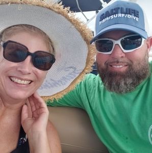 Meet your Posher, Lara